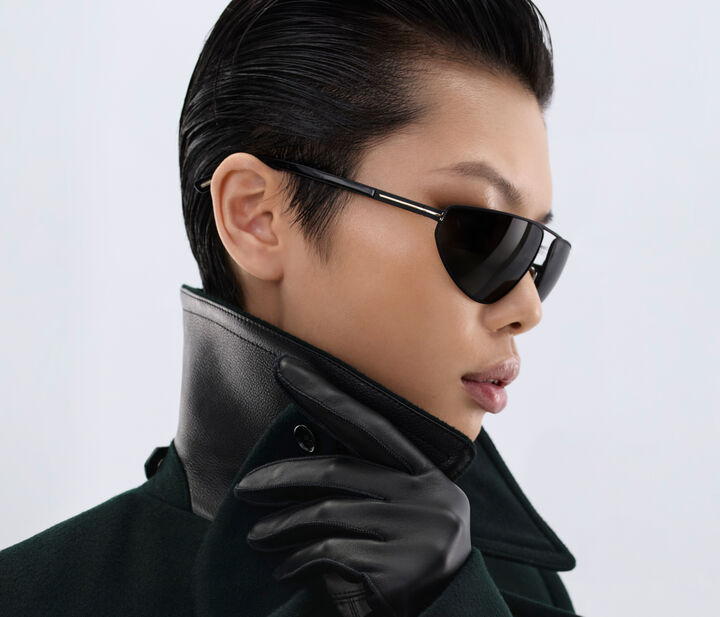 EYEWEAR